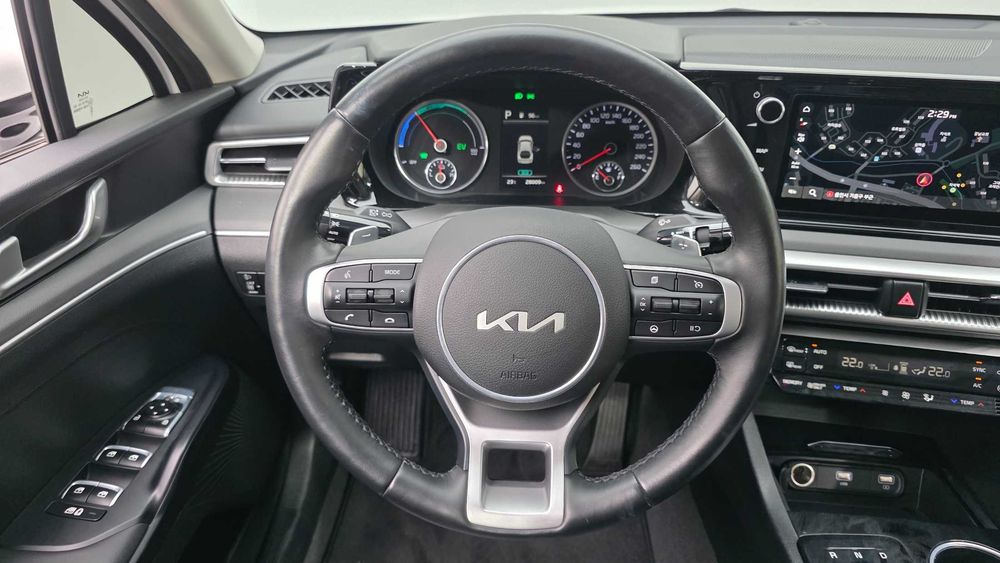 Kia K5 2.0 GDi HEV Передний Trendy