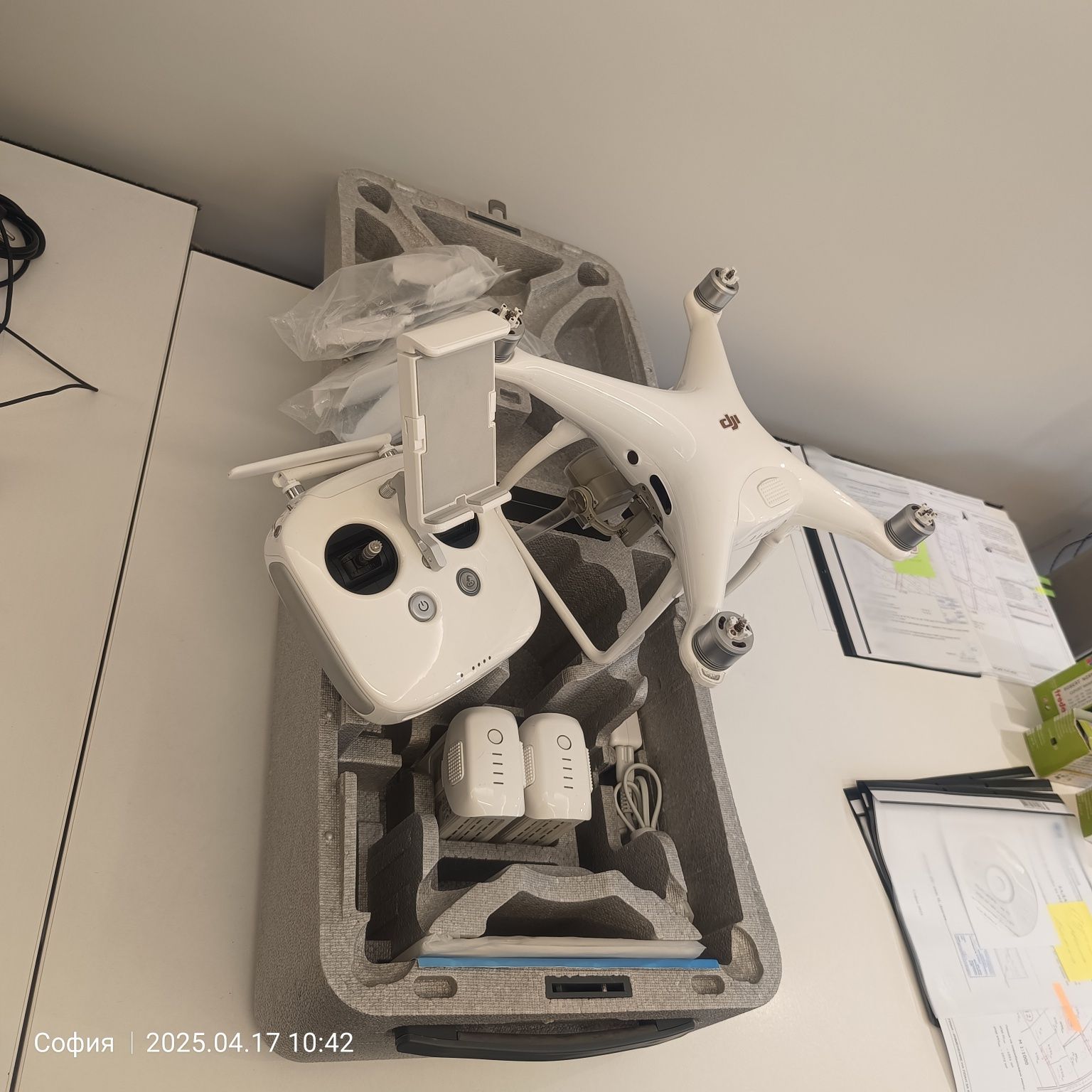 Продавам дрон DII Phantom 4