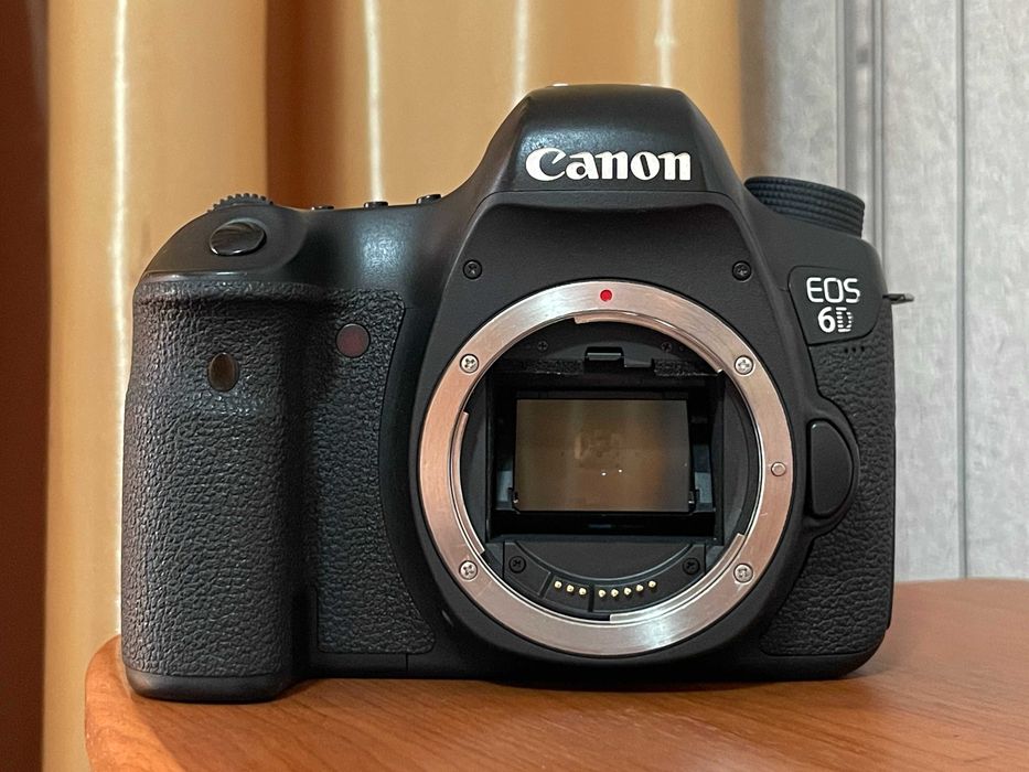 Фотоаппарат Canon EOS 6D (WG) Body
