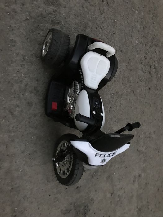 Tricicleta Electrica Police