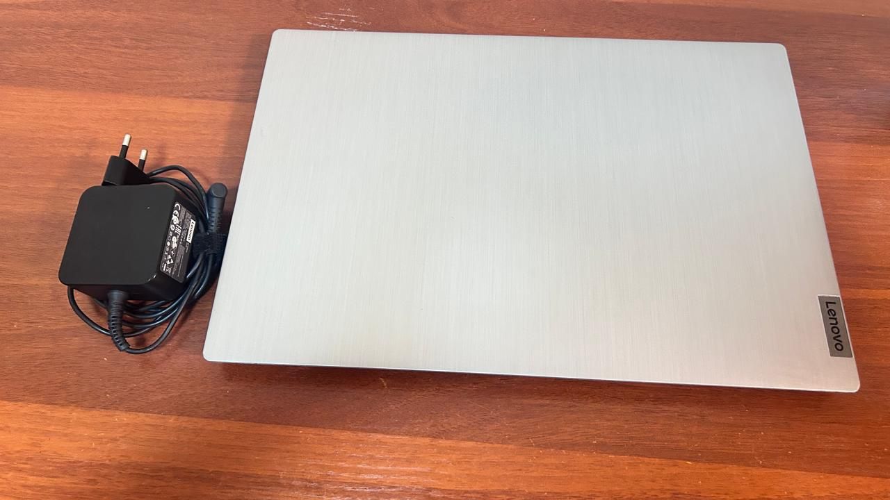 Lenovo ideapad 3 15iml05