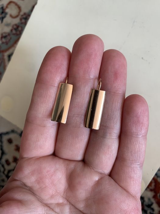 Золотые сережки 2,2грамм