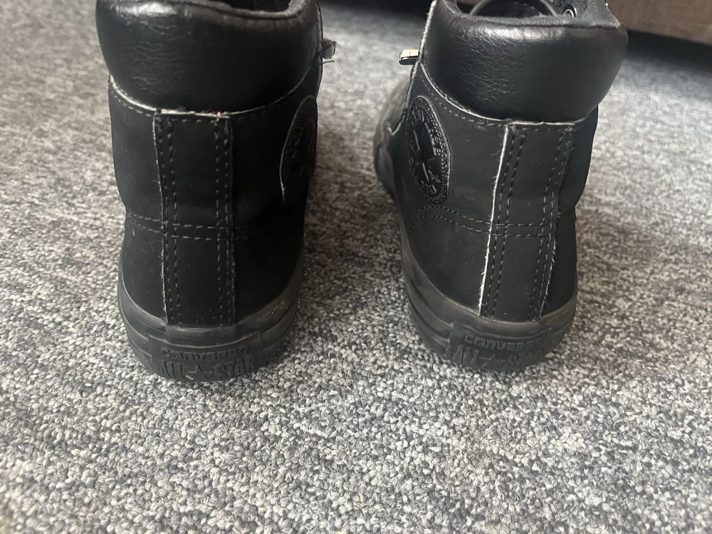Кецове, Converse