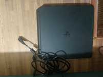 ps 4 in stare impecabila