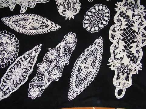 Vand fete de masa de macrame si mileuri