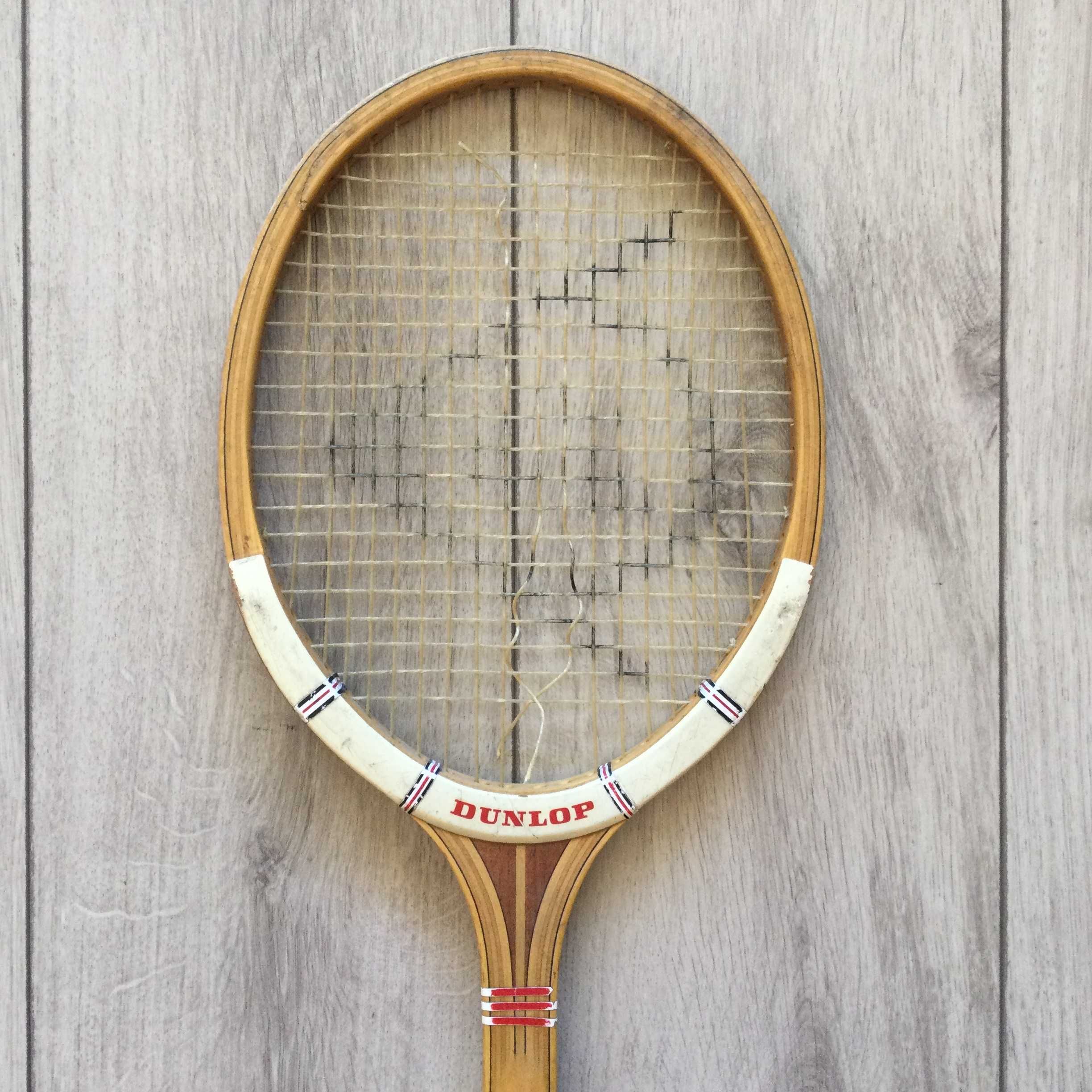 колекционерска дървена тенис ракета / хилка DUNLOP от 80-те години