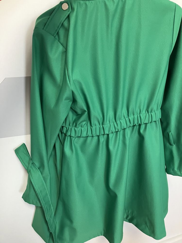 Дамско манто / палто -зелено