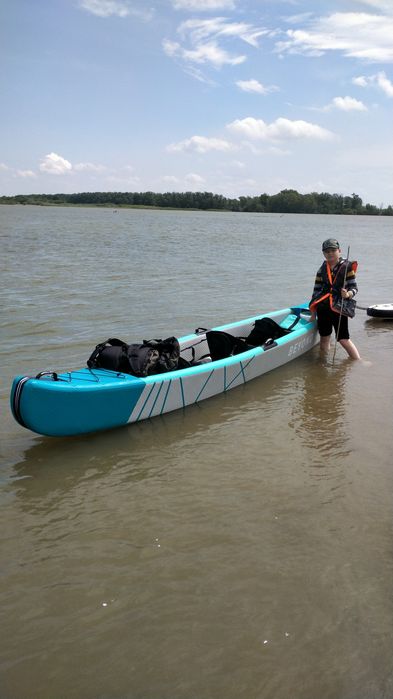 Байдарка трёхместная, полная комплектация 300000т.тенге