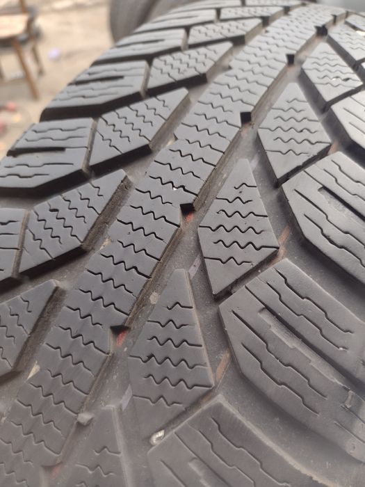 Семперит 4бр.185/70/14 дот1920