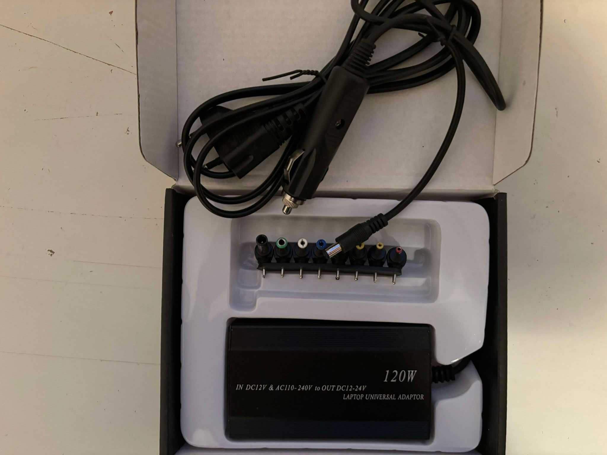 Incarcator laptop universal 120W priza si bricheta auto 8 conectori