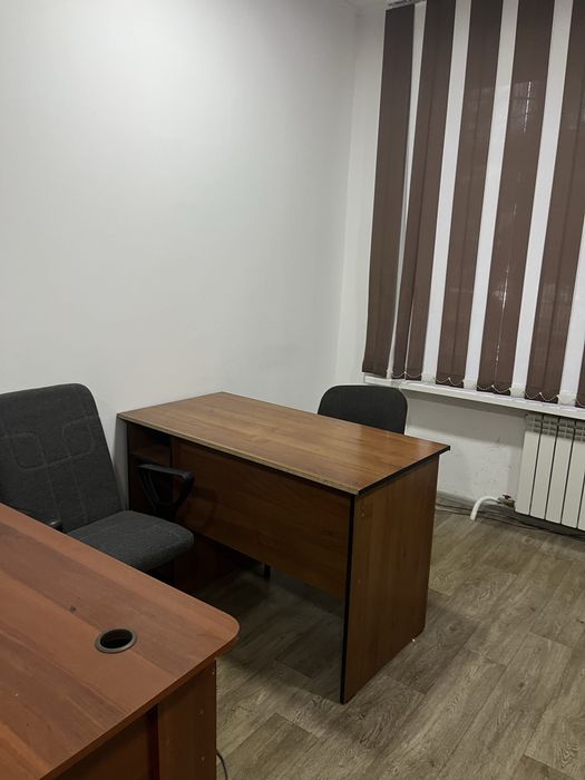 Продам офисные столы