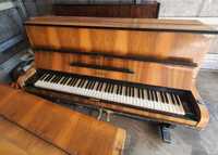 Pianina , decor clasic