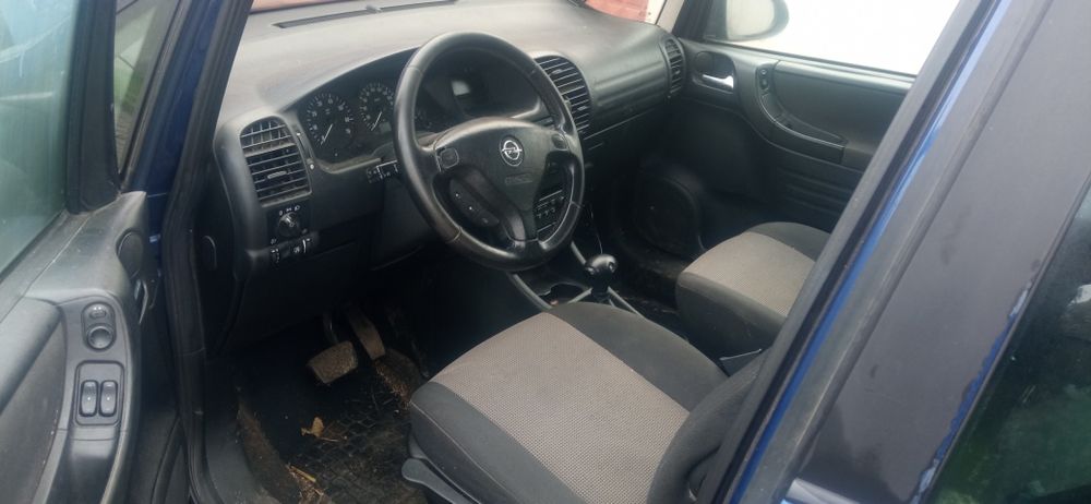 Опел Зафира А за части