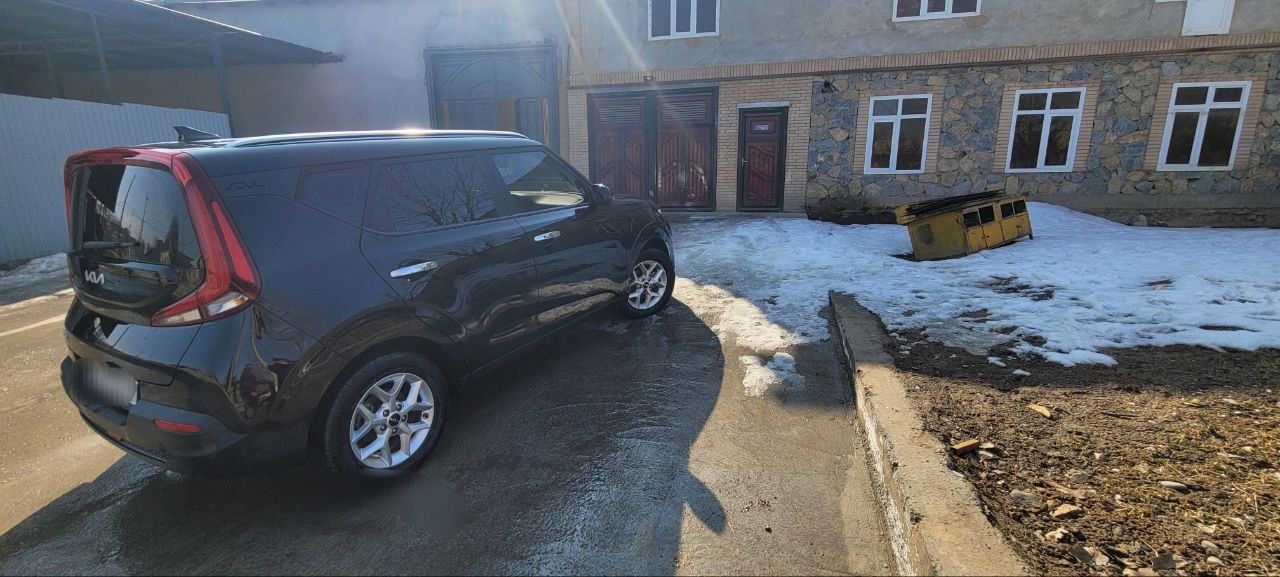 Kia 2022 yil 888