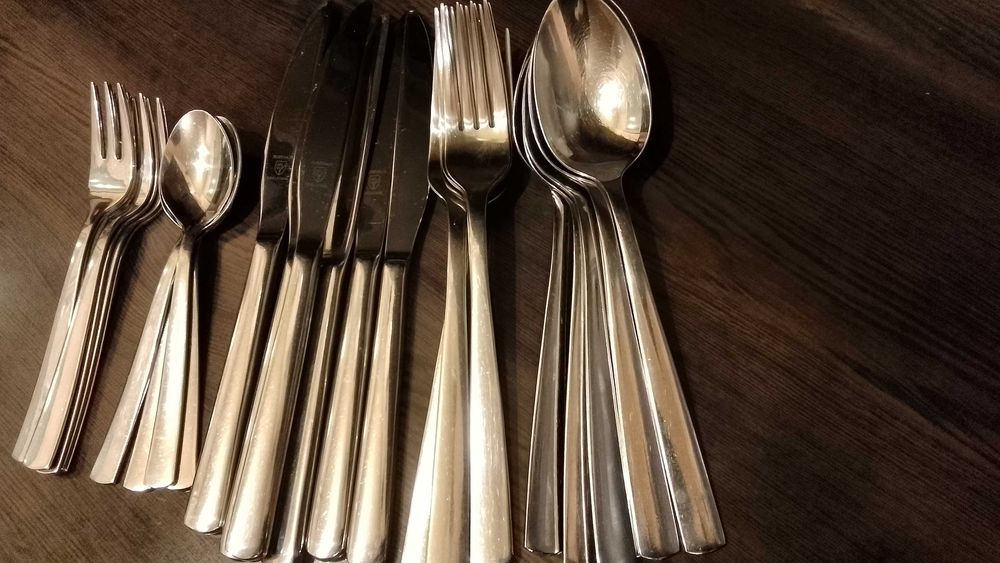 Прибори за хранене