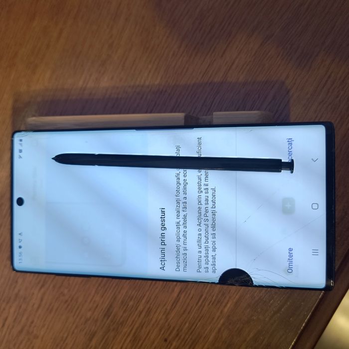 Vând Samsung note 10