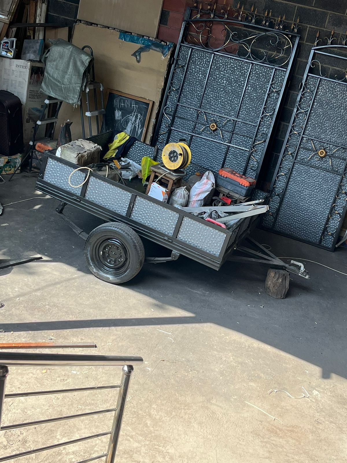 Продам авто прицеп с фаркопом