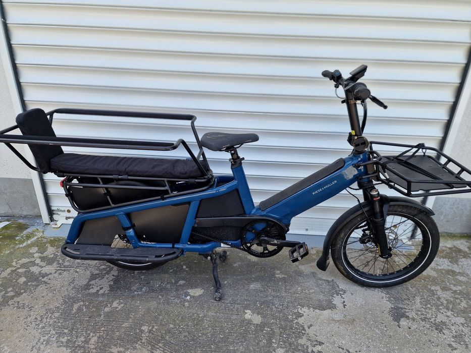 Продавам електрически велосипед Riese and Muller Multitinker Smart