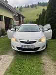 Opel Astra J 2011 1.6