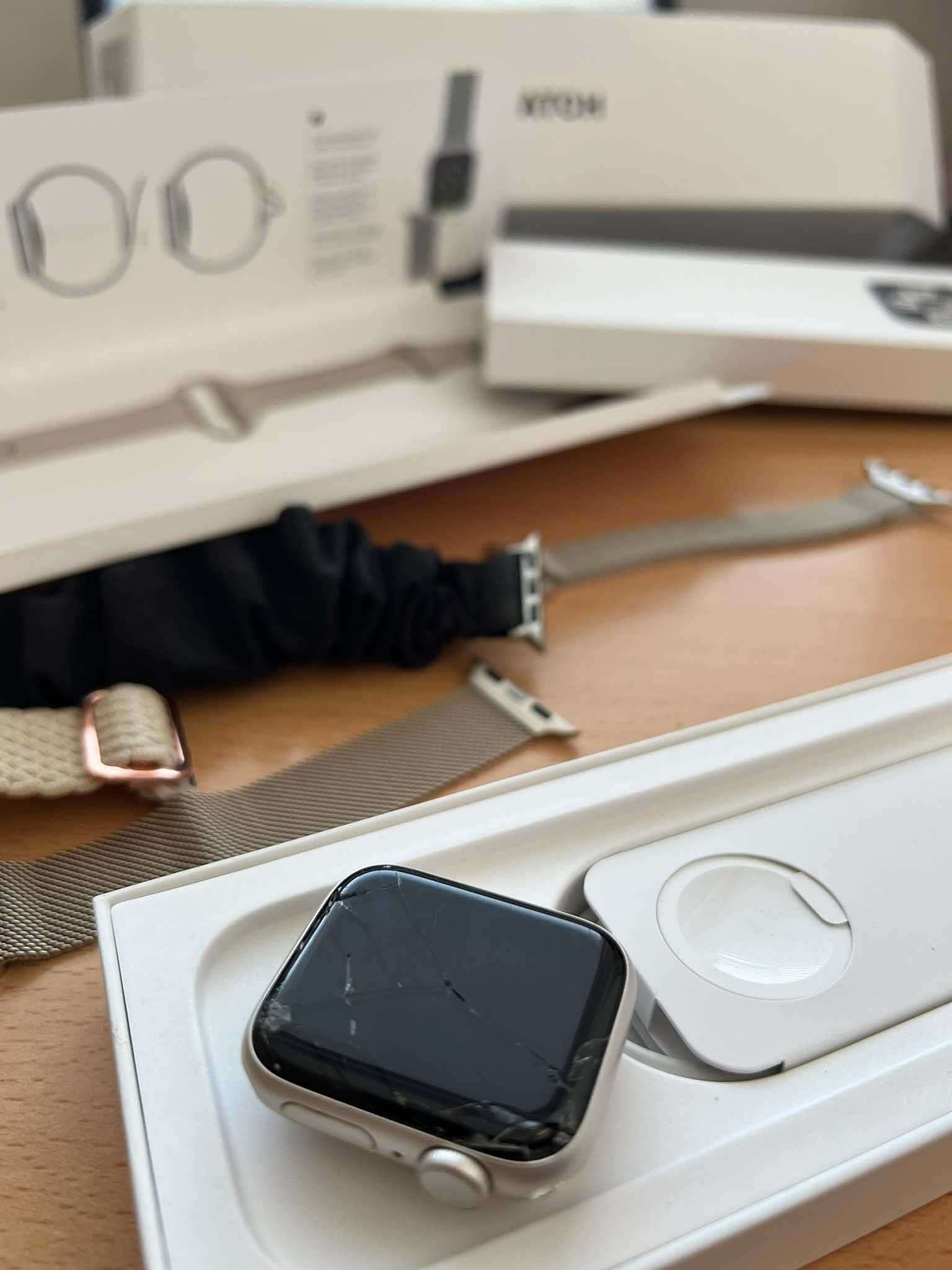 Apple Watch SE (2nd Gen) 40mm