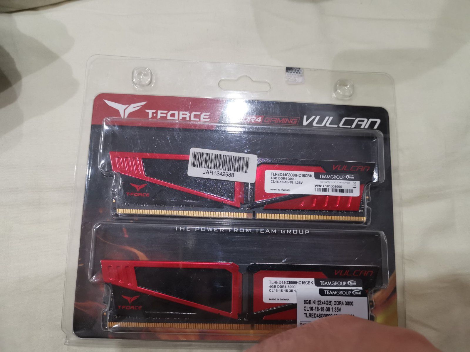 RAM памет 2 х 4GB