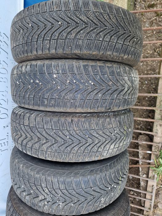 Anvelope 185/65R15 marca Vredestein, M +S, DOT 2020