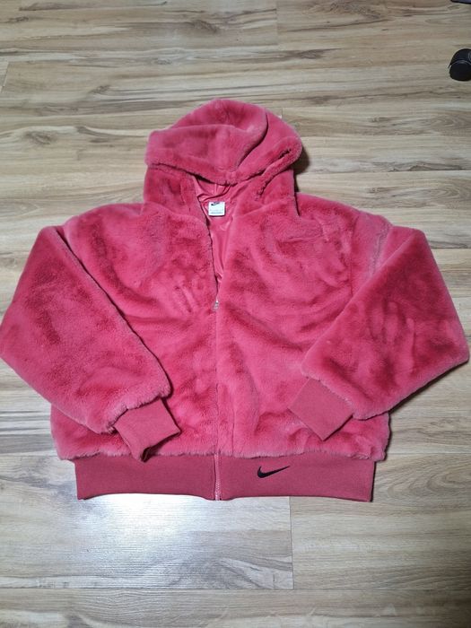 Geaca cu puf Nike Roz