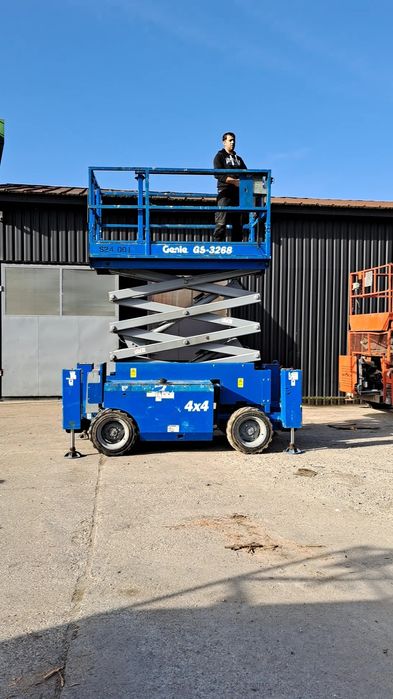 Societate vindem nacela/nacele diesel 4x4, 12m, 15m, 17m