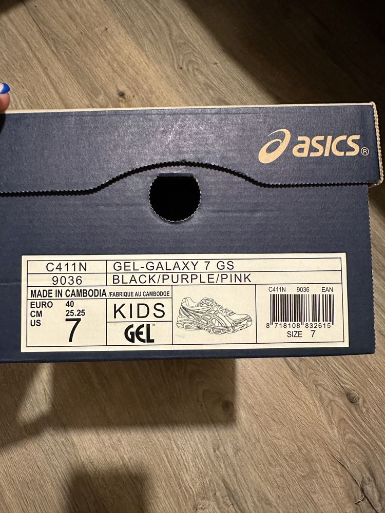 Дамски маратонки Asics