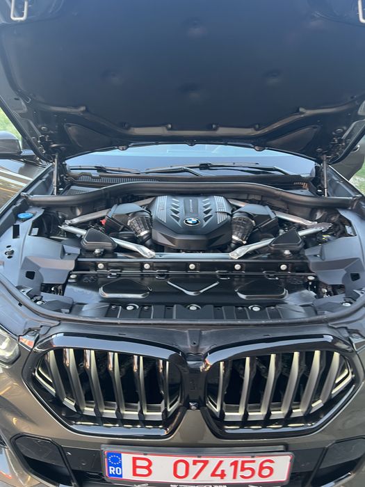 Bmw x6 M50i Full options individual carbon Pachet M + garantie premim