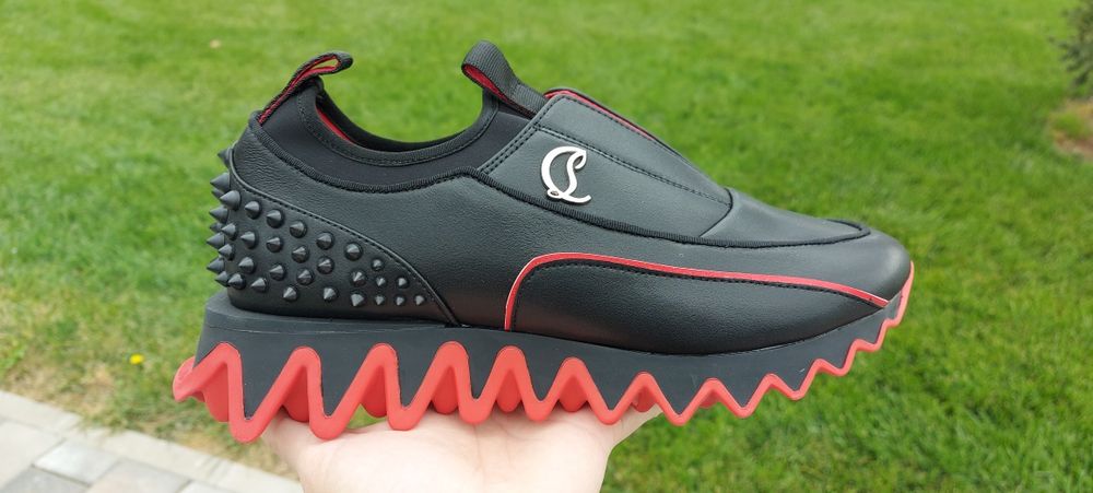 Sharkyloub SP Spikes by Christian Louboutin la Reducere ultima pereche