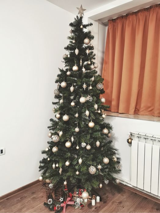 Brad artificial 228cm