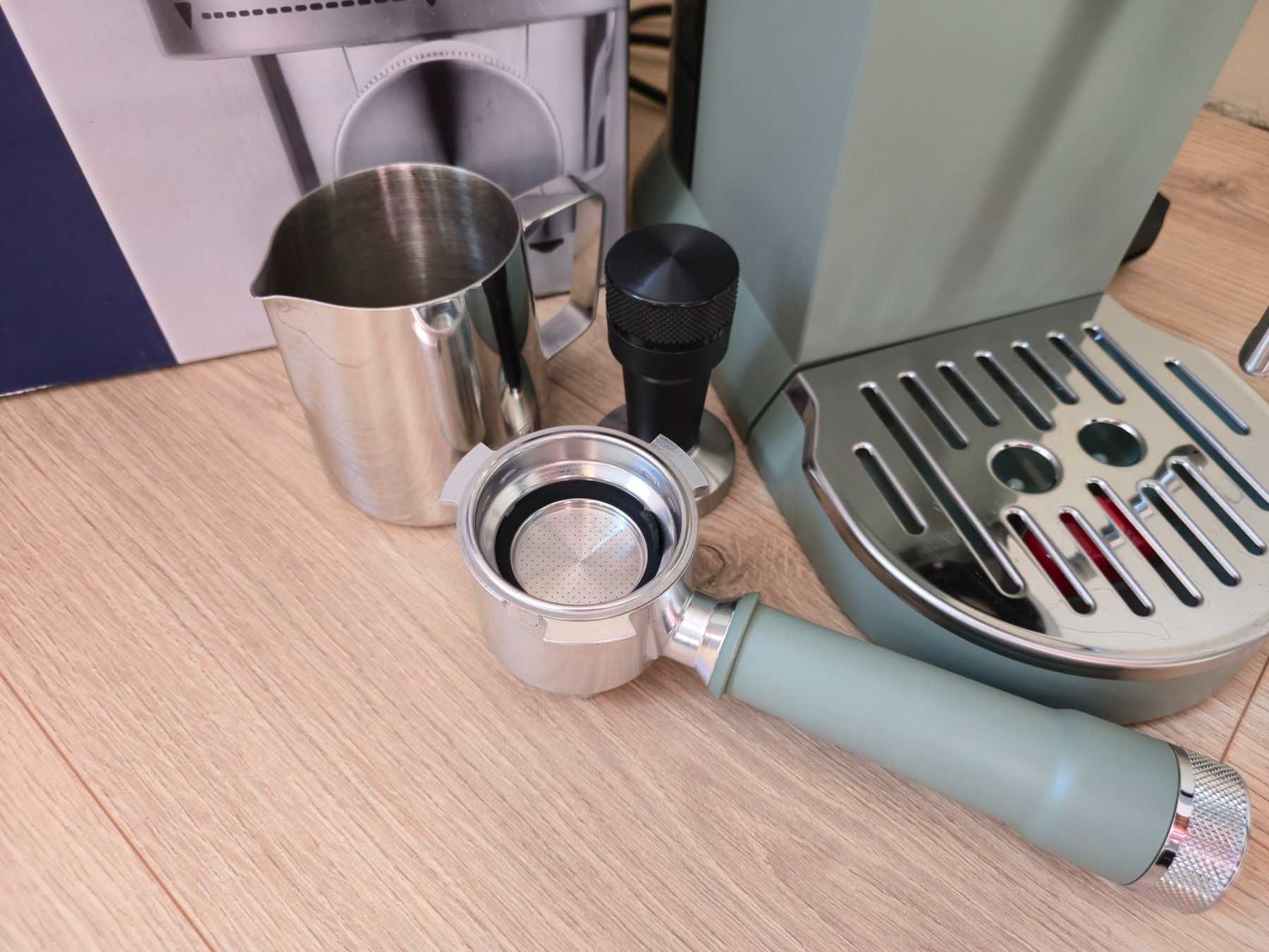 Кафемашина DeLonghi Dedica Duo EC 890.GR