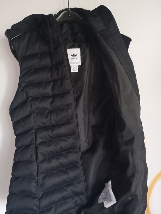Vestă Adidas - mărime 38 - in stare perfectă