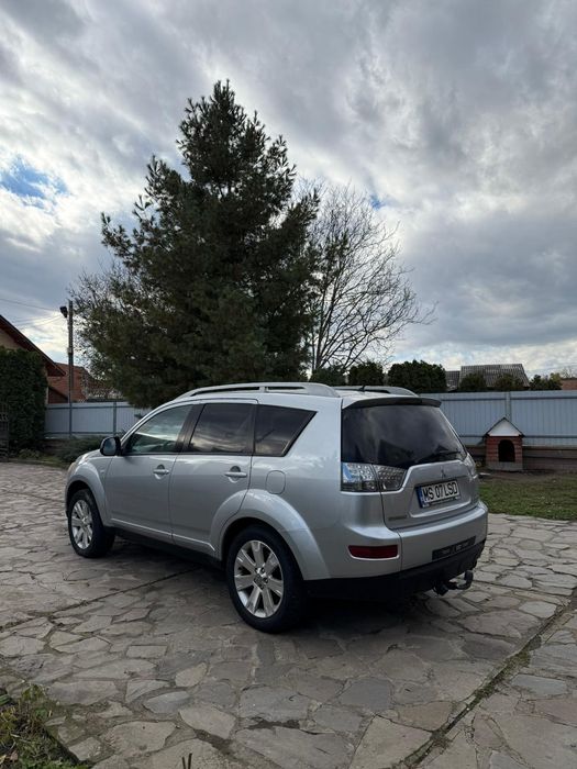 Mitsubisi  2000 diesel