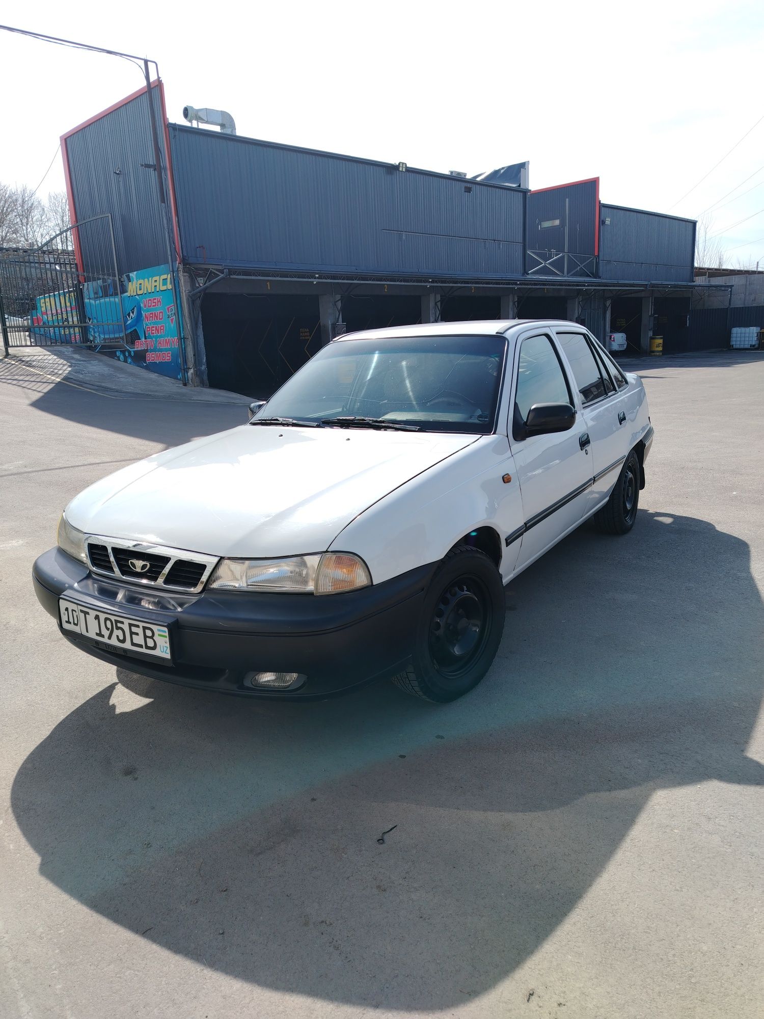 Neksiya dons 1.5 2008 yil