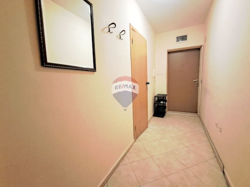 Дава се под наем Двустаен апартамент в Варна, Колхозен пазар - 53 кв.м за 280.5 € - Снимка #10