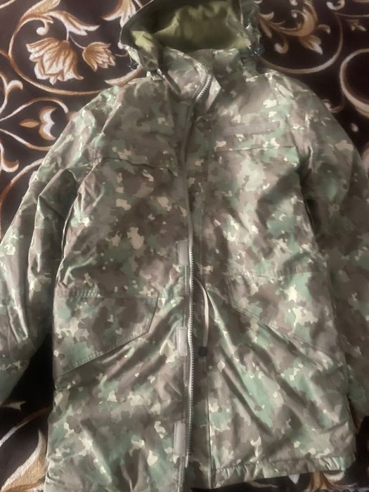 Vând scurtă combat