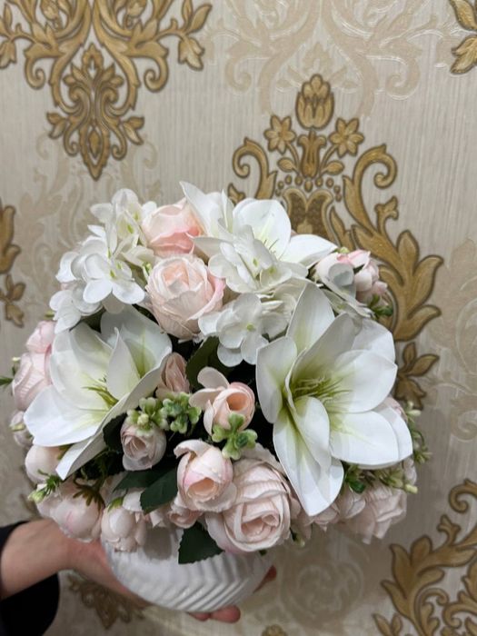 Сунъий гуллардан сиз истаган дизайн асосида