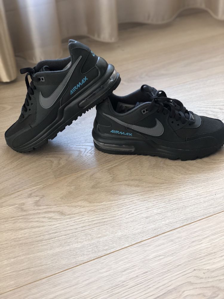 NIke AIR MAX 36н