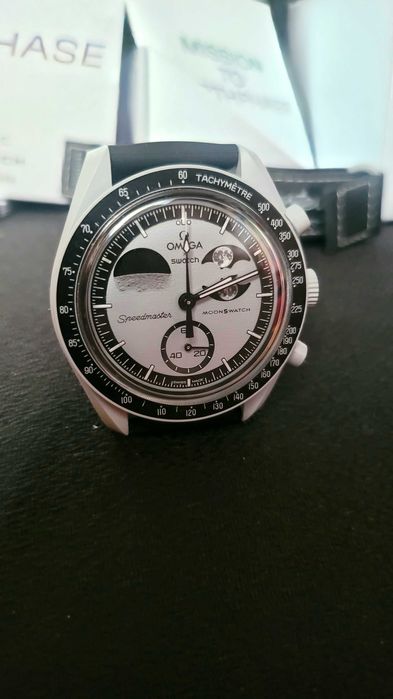 Omega×Swatch Mission to Earthphase - като нов