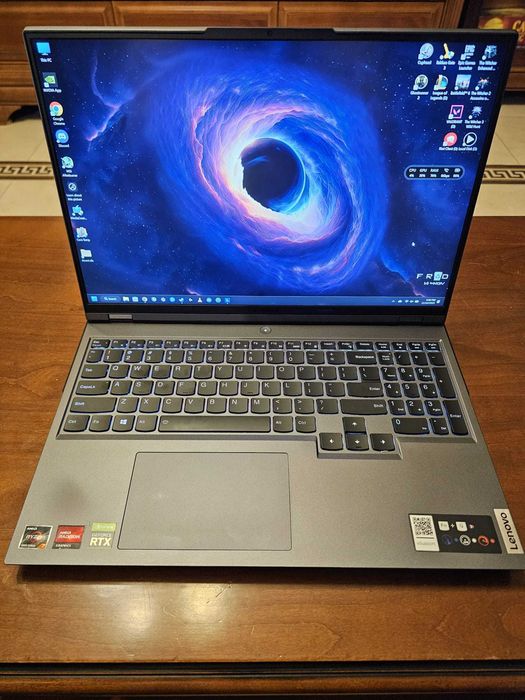 Lenovo Legion 5 Pro 16ACH6H, Procesor AMD Ryzen™ 7 5800H