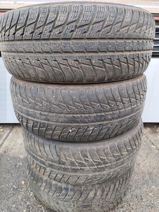 Anvelope 255 55 r20 iarna nokian