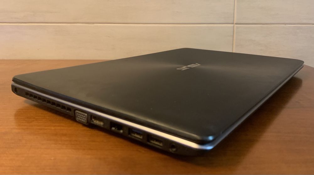 ASUS F550CC i7-3537U (15.6") HD Intel i7 - NVIDIA® GeForce® GT 720M