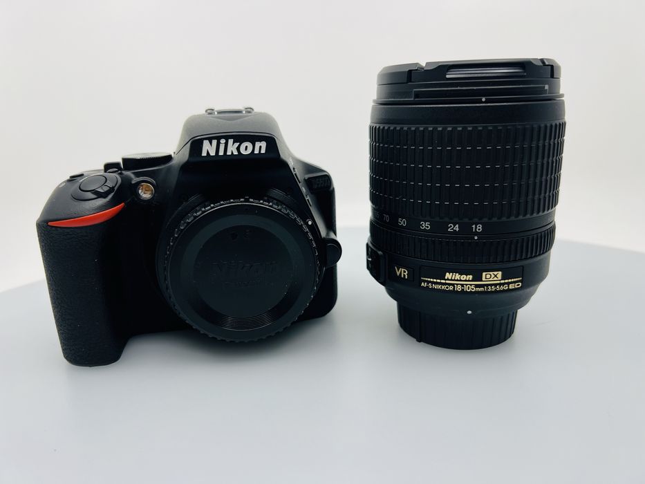 Nikon D5600 + Obiectiv AF-S 18-105mm/Pret fix!