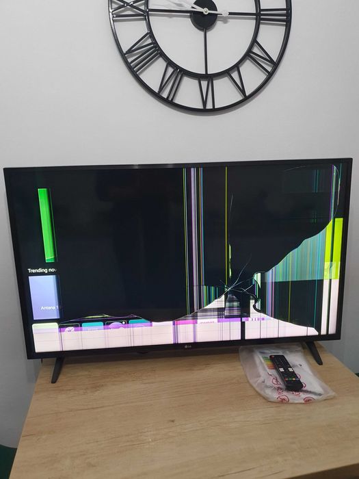 Smart TV LG 108 cm spart