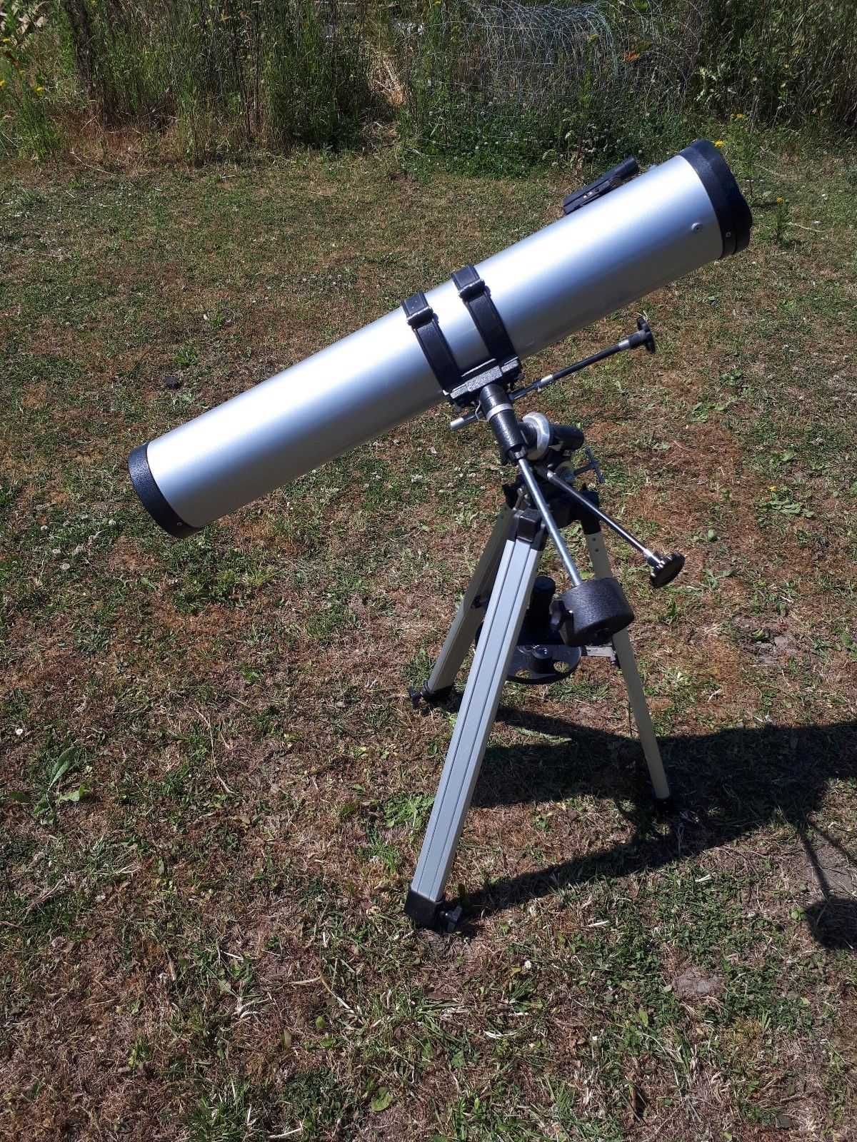 Телескоп Meade 114-930, силен, монтировка EQ екваториална, може+ мотор