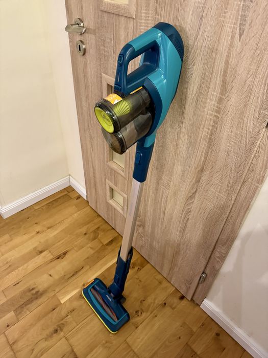 Вертикална прахосмукачка Philips FC6725/01