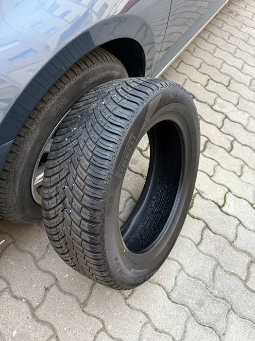 Anvelope 215/55R17 Pirelli All season.  2 BUC