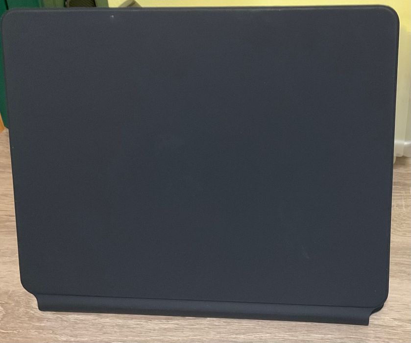 Magic Keyboard Apple клавиатура за iPad Pro 13”.